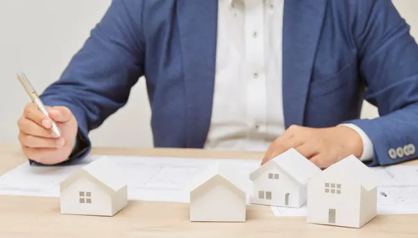 You are currently viewing House construction and repair services