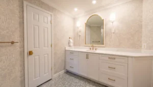 Read more about the article How to Renovate a Small Bathroom on a Budget